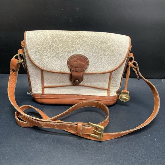 Dooney & Bourke Handbags - Vintage Dooney & Bourke All-Weather Leather Surrey Bucket Bag Purse Made In USA